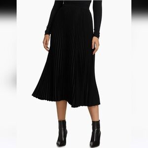 NWT Saks 5th Avenue Pleated Skirt